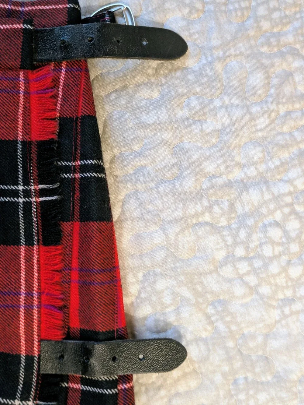 Glengary Scotland Vintage 100% Wool Tartan Wrap Pleated Skirt with Buckle Detail - Picture 10 of 15